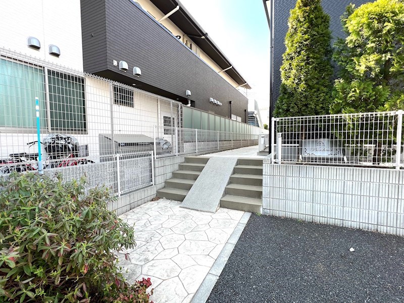 エントランス　建物エントランス