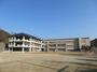 小学校　玉野市立八浜小学校（小学校）まで573m