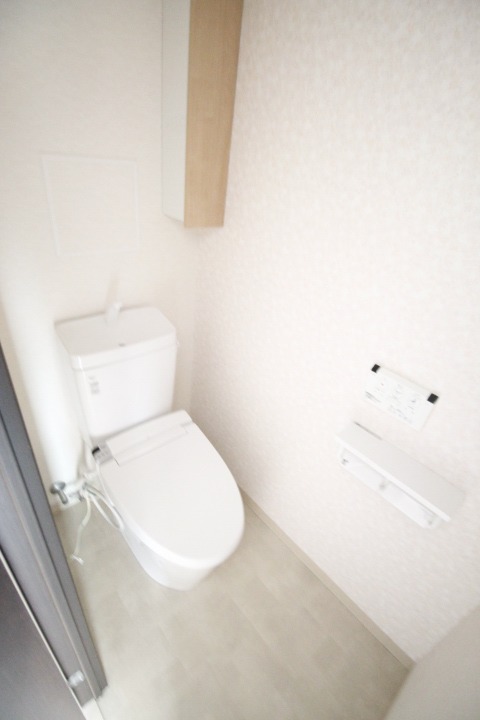 トイレ　※他部屋参考写真