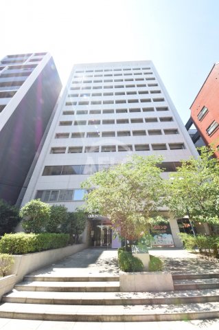 建物外観　おおきに東心斎橋ビル　外観