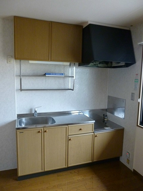 キッチン　写真は101号室です(参考)