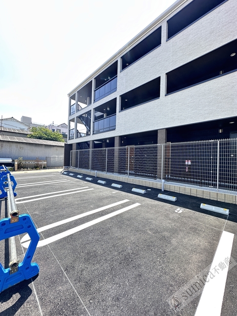 駐車場　ゆったりひろびろ駐車場♪