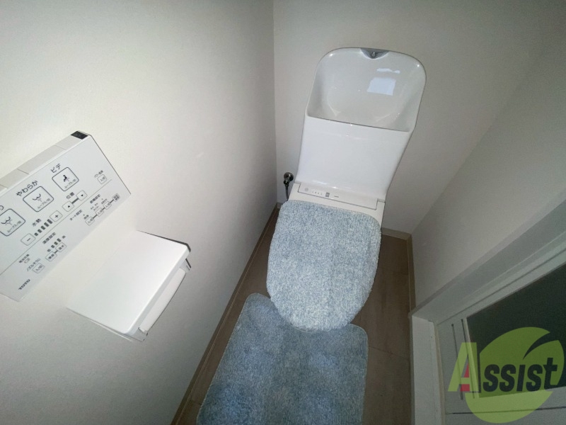 トイレ　シャワートイレになっているので快適です！