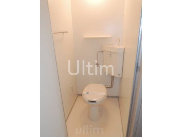 トイレ　※同タイプの他のお部屋です