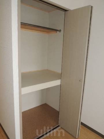収納　※同タイプの他のお部屋です