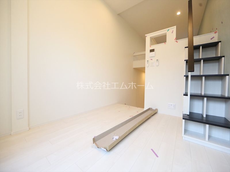 その他　洋室6帖　ロフト6.6帖（収納にも寝室にも使えます）