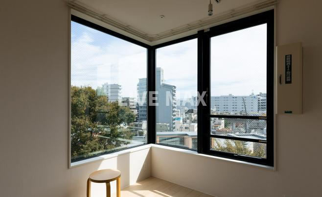 居室・リビング　別号室参考写真