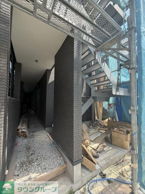 エントランス　駐車場