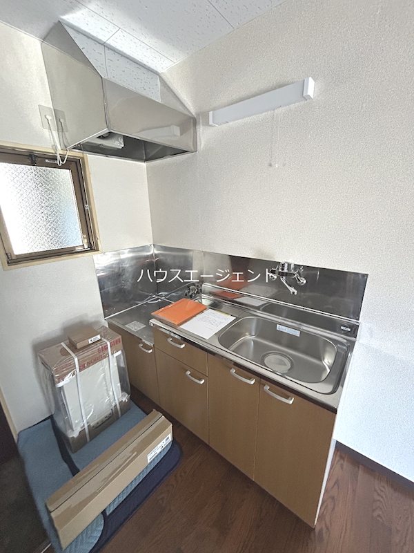 キッチン　2口ガスコンロ設置可能です。