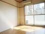 居室・リビング　明るいお部屋です☆