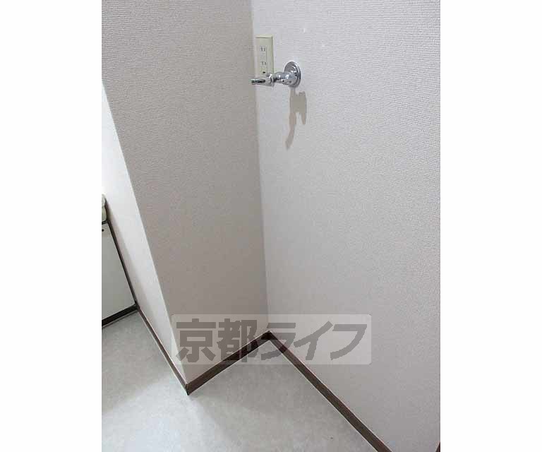 その他設備　室内に洗濯機置けます・