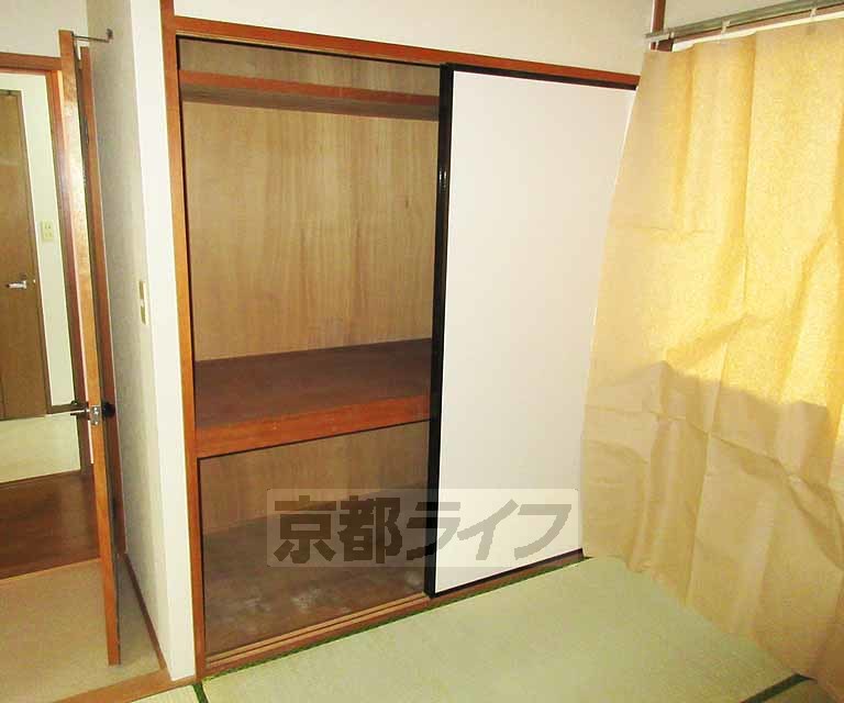 収納　押入れは必須ですネ・