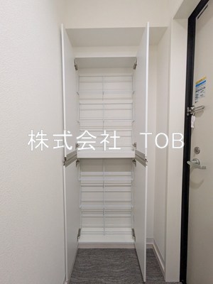 玄関　シューズボックス