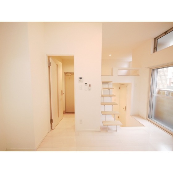 居室・リビング　別部屋の写真です。