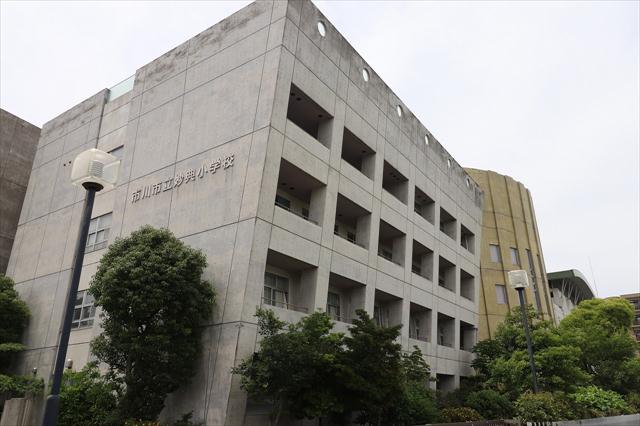 小学校　妙典小学校（小学校）まで2261m