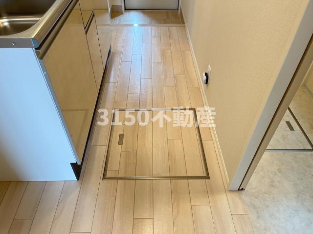玄関　床下収納（イメージ）