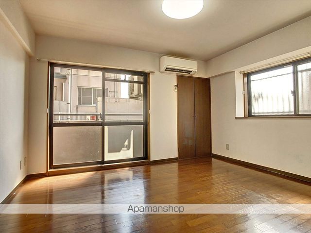 サンガーデン青江Iの居間写真