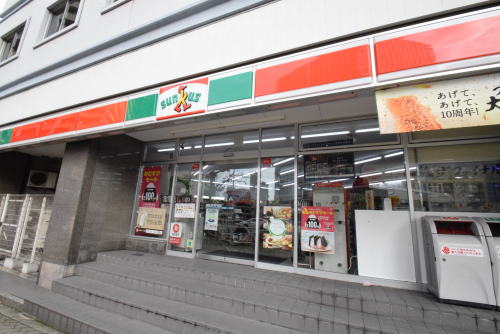 コンビニ　サンクス　江戸堀１丁目店（コンビニ）まで250m