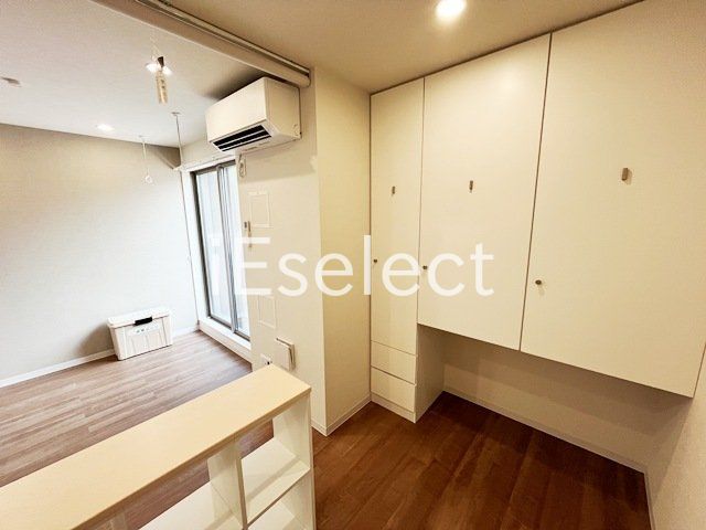 その他部屋・スペース　お部屋に収納があるので広々使えますね
