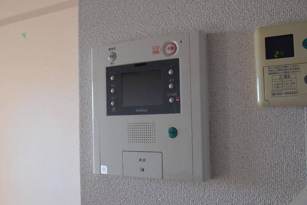 セキュリティ　カメラ付インターホン
