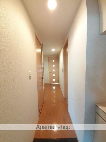 小田急江ノ島線 東林間駅 徒歩9分 3階建 築16年の玄関写真