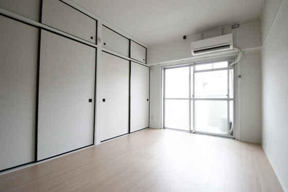 居室・リビング　他のお部屋です
