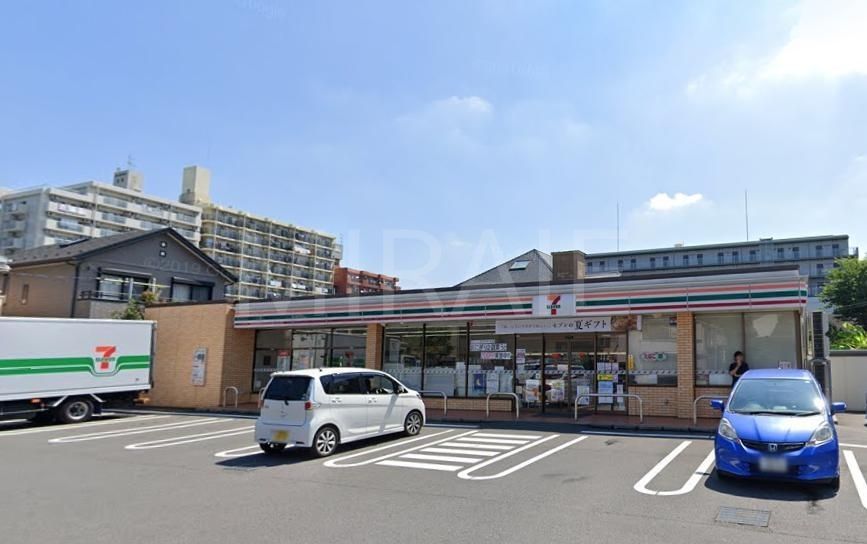 コンビニ　セブンイレブン大和中央5丁目店（コンビニ）まで60m