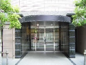エントランス　コスモ小石川　文京区小石川3
