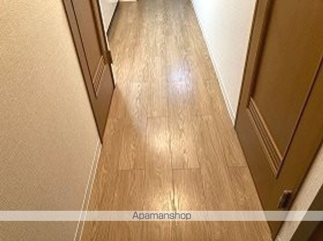 メインステージ西葛西IIの玄関写真