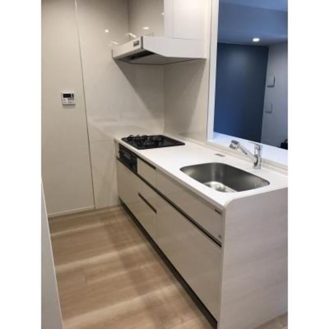 キッチン　※写真は同タイプ住戸です。