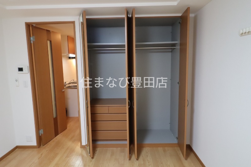 収納　同型タイプ