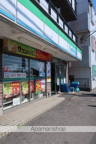 コンビニ　ファミリーマート（コンビニ）まで346m