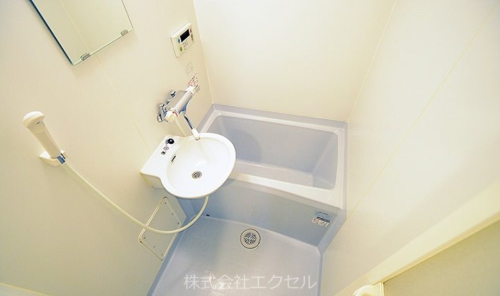 バス・シャワールーム　同等タイプのイメージ写真です。