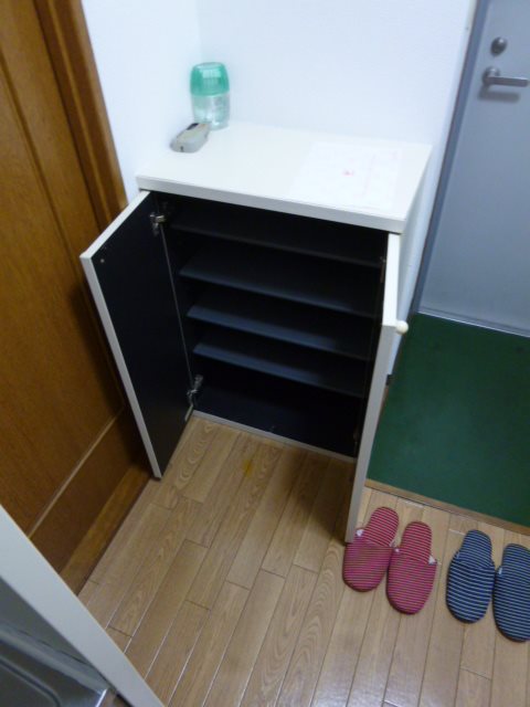 収納　シューズボックス