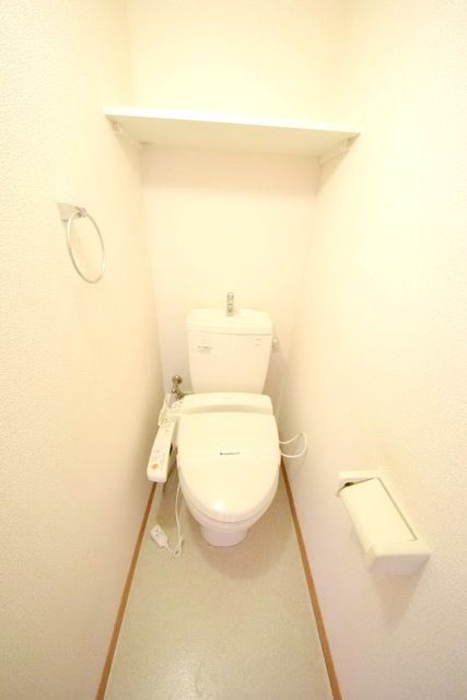 【レオパレスクラージュのトイレ】