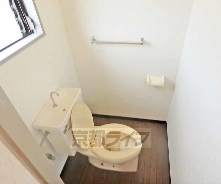 トイレ　トイレスペースです