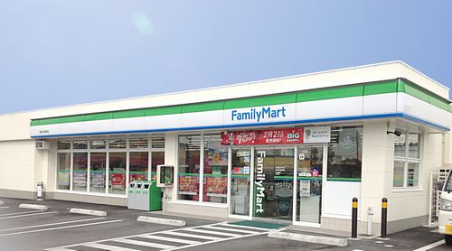 【コスモ読売ランドのコンビニ】