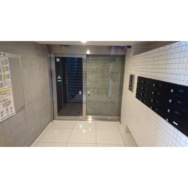 エントランス