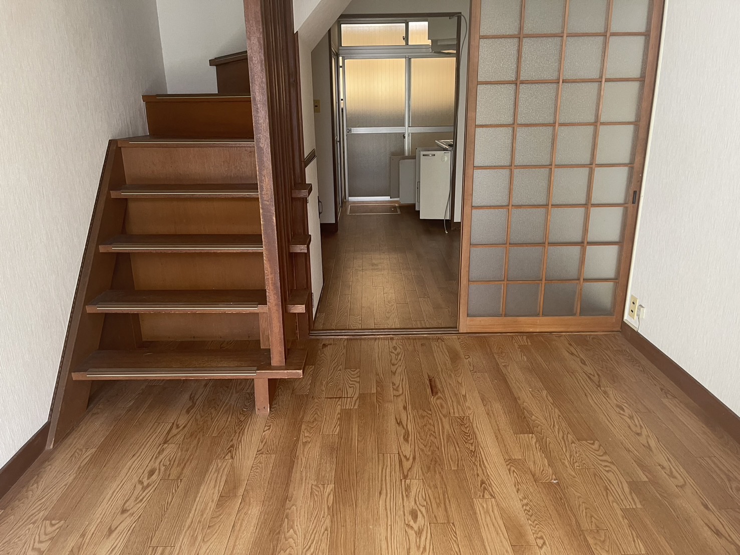 西ノ京右馬寮町貸家の居間写真