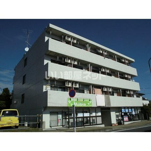 秦野市本町のマンションの建物外観