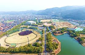 【倉敷市福田町古新田のアパートの公園】