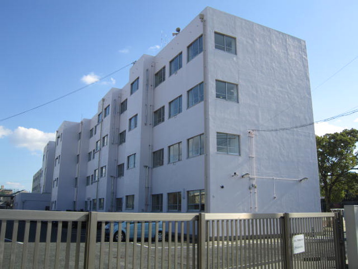 小学校　植田小学校（小学校）まで950m