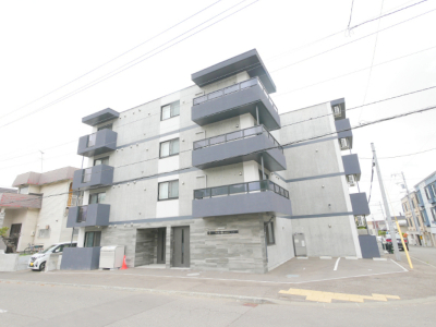 建物外観　ネット無料・大人気の築浅デザイナーズマンションです♪