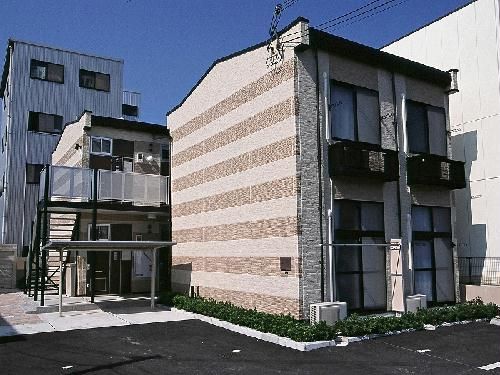 豊中市今在家町のアパートの建物外観