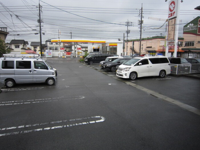 【倉敷市西阿知町のアパートの駐車場】