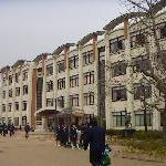 中学校　大阪市立生野中学校（中学校）まで331m