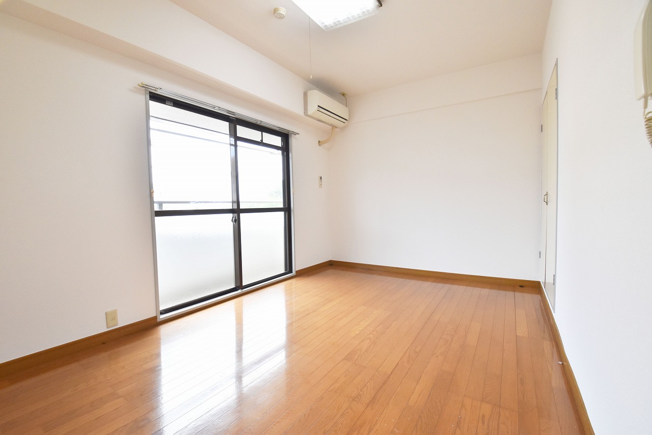 居室・リビング　ネット無料です！