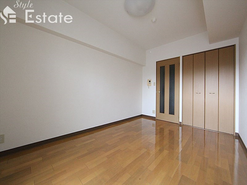 居室・リビング　内装