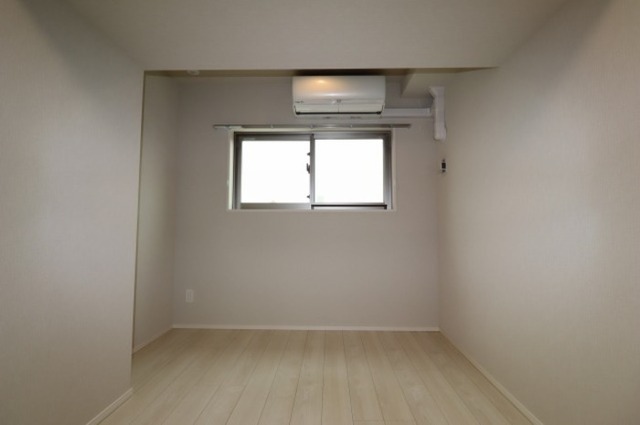 その他部屋・スペース　洋室５．４帖？