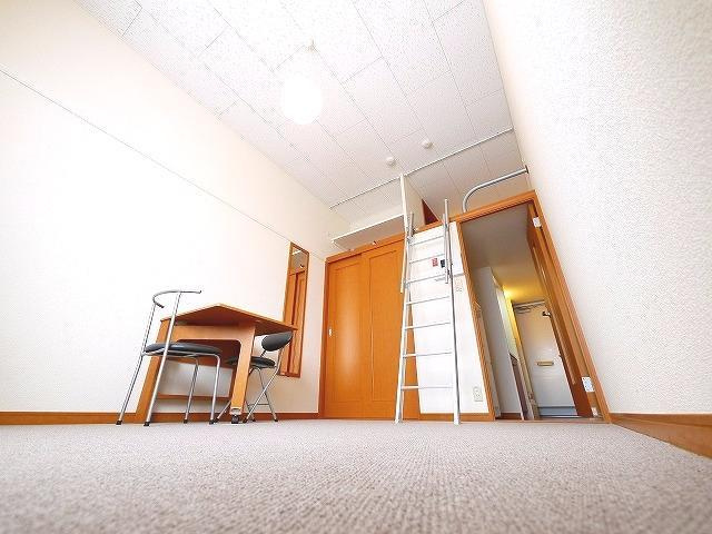 居室・リビング　使いやすい居間です